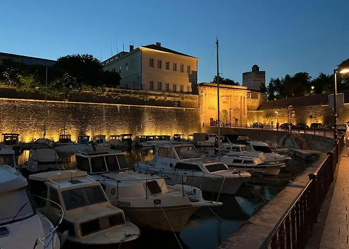 Mtv Adriatic Escape 公寓 扎达尔