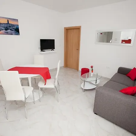 Apartment Mtv With Privatne Parking *