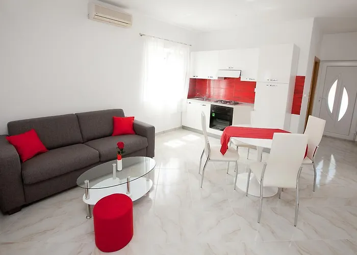 Mtv - Private Parking, Fast Wi-fi & Steps To The Appartement *