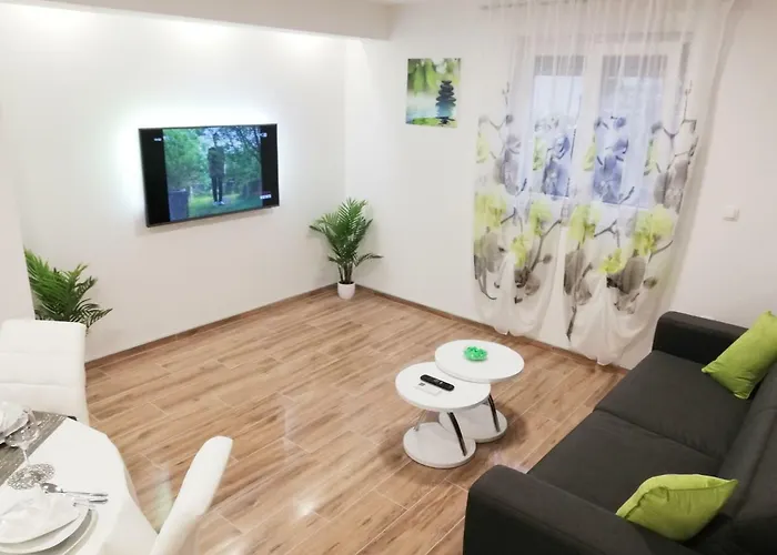 Appartement Mtv - Private Parking, Fast Wi-fi & Steps To The Zadar